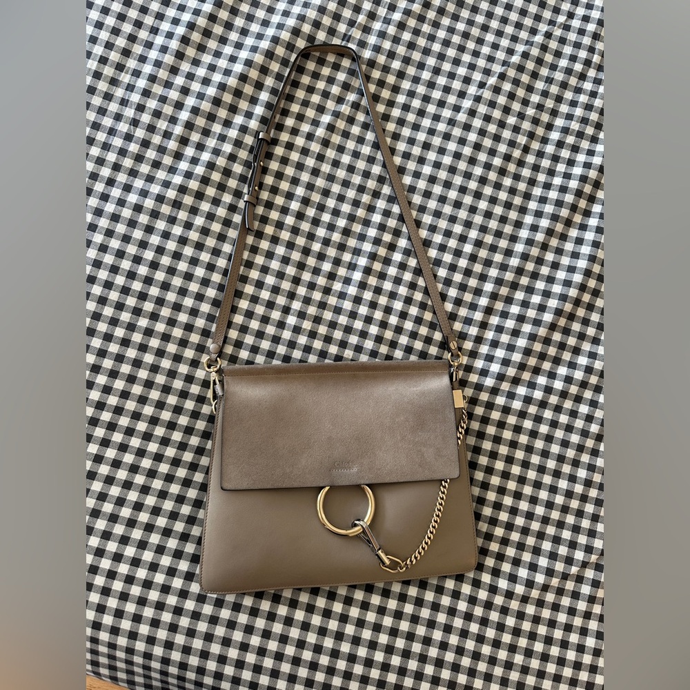 Chloe Faye Bag medium taupe color